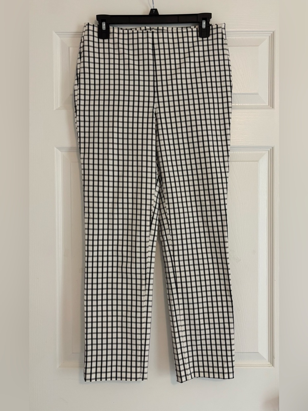 Adrianna Papell Black & White Grid Print Slim Pants